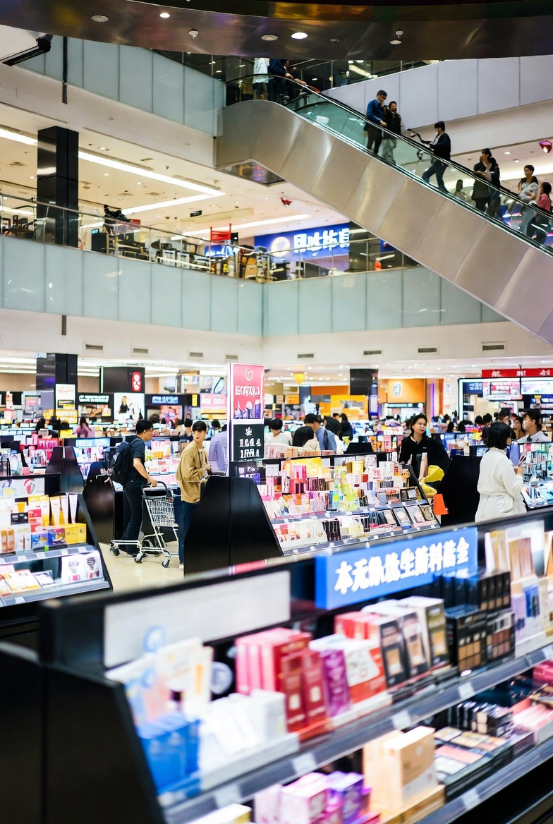台灣與化妝品,與本地市場法規發展